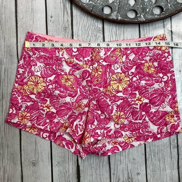 Lilly Pulitzer | Chum Bucket Print Shorts - Picture 4 of 10
